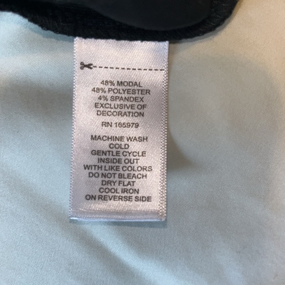 Cable & Gauge Sport Long line top/ dress. Yum.My soft, stretch fabric S. L. Blk. - Picture 11 of 14